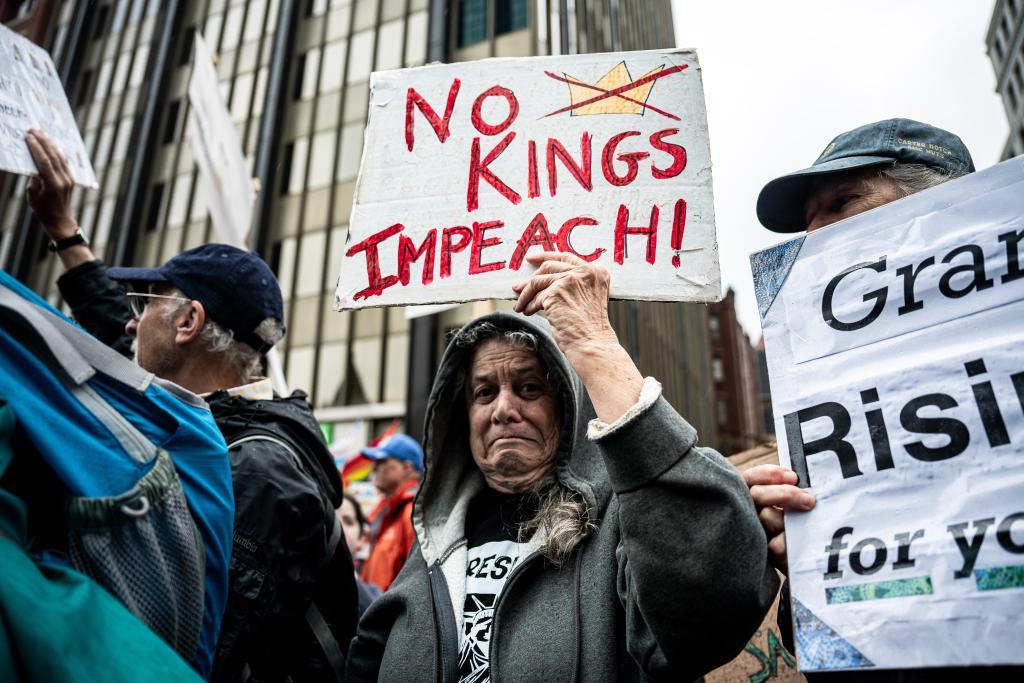 教育、移民、关税……特朗普重要政策一周连吃三张司法“红牌”