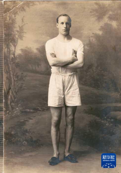 通讯｜“苏格兰飞人”的抗战情缘