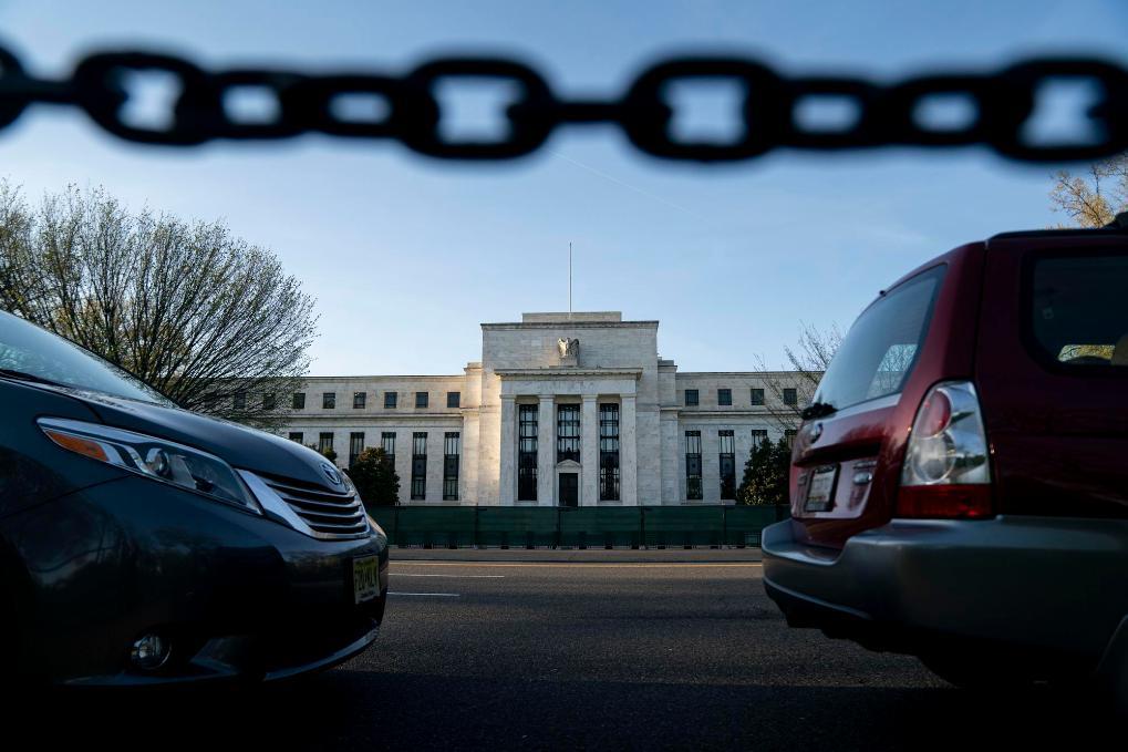 特朗普政府敦促法院批准解雇美联储理事库克