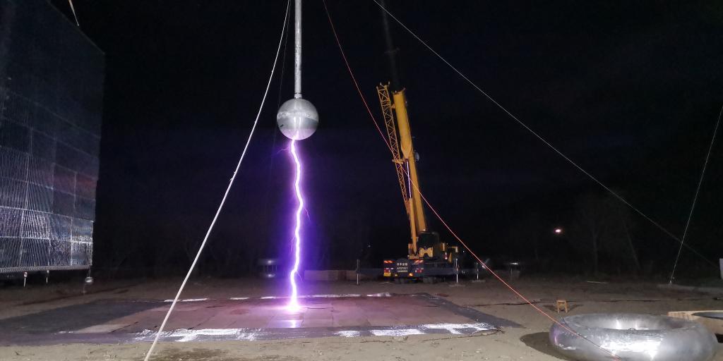 中国首个跨越三级地理阶梯的特高压直流输电工程启动建设