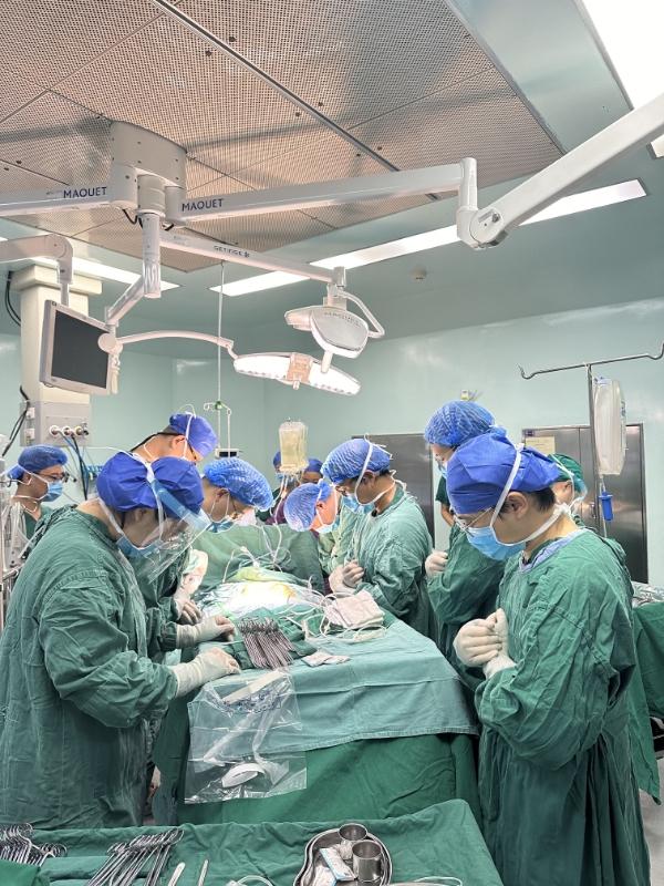 生命接力 23岁小伙离世后捐献器官让7人重获新生