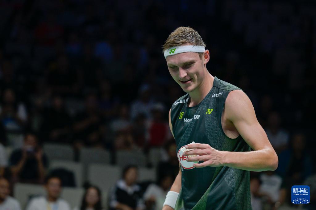 羽毛球——中国大师赛：安赛龙无缘男单八强