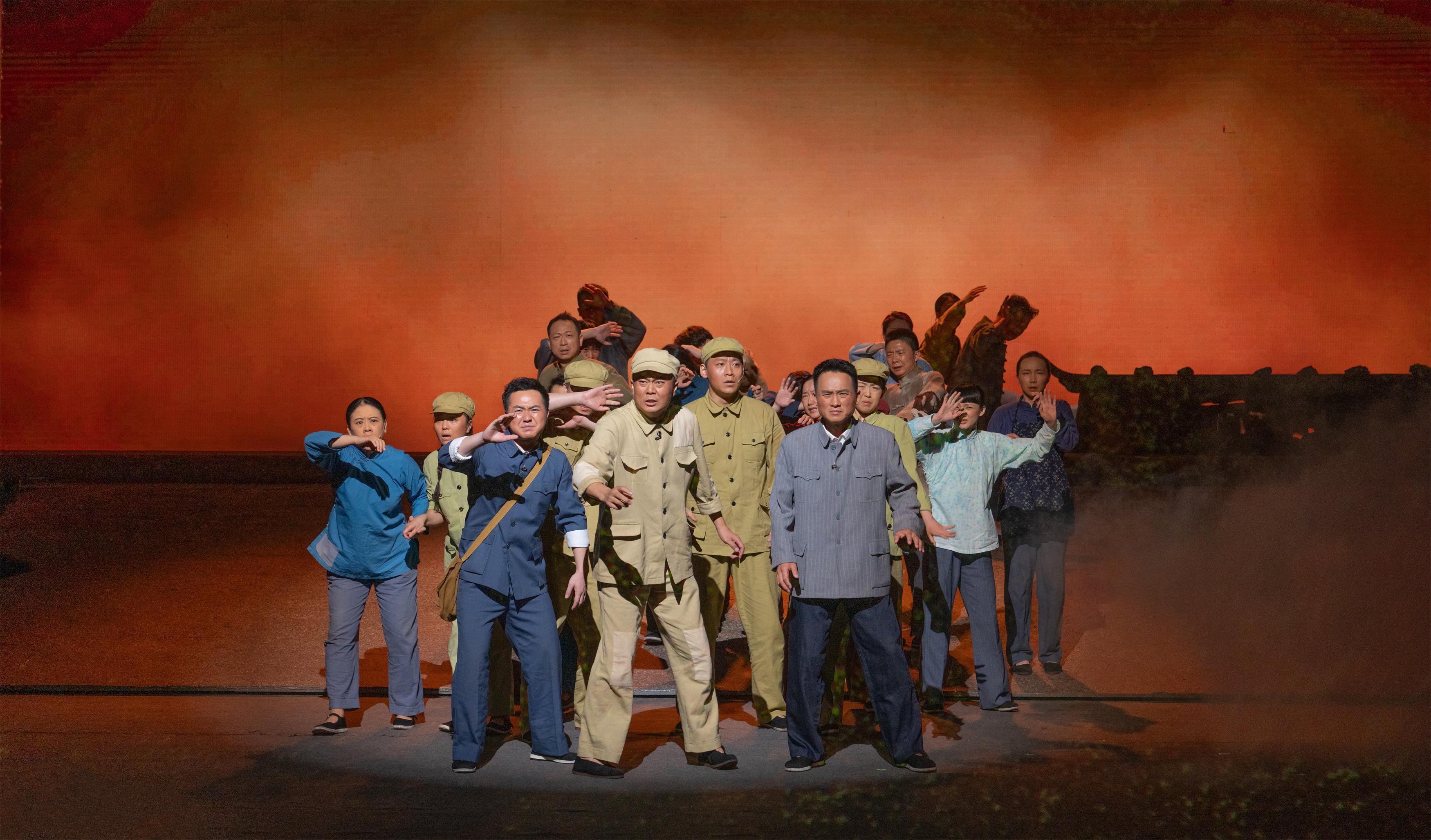 共产党人的丰碑 心系人民的公仆