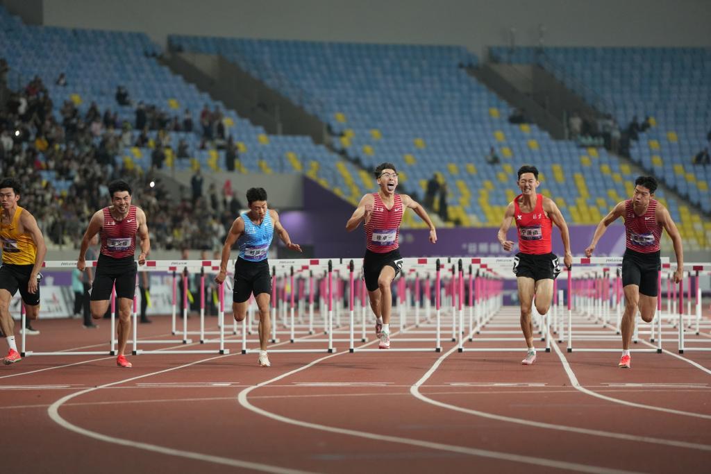 全国田径冠军赛：吴艳妮、徐卓一夺冠