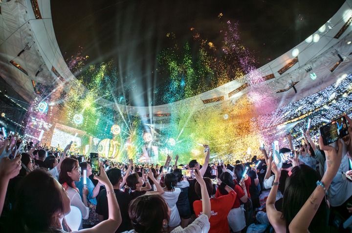 “演唱会明年都快排满了！”——北京演艺经济“热”中求“新”