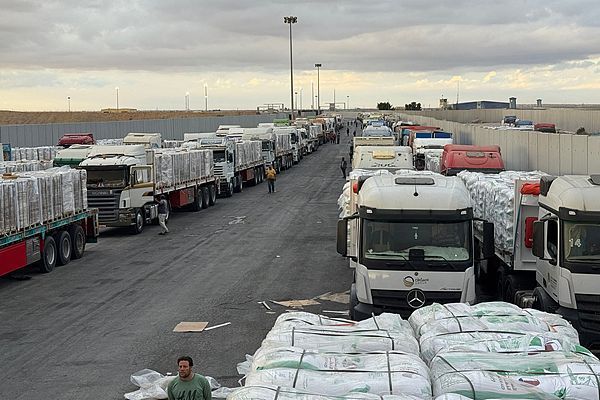 拉法口岸重新开放 600辆救援卡车将进入加沙地带