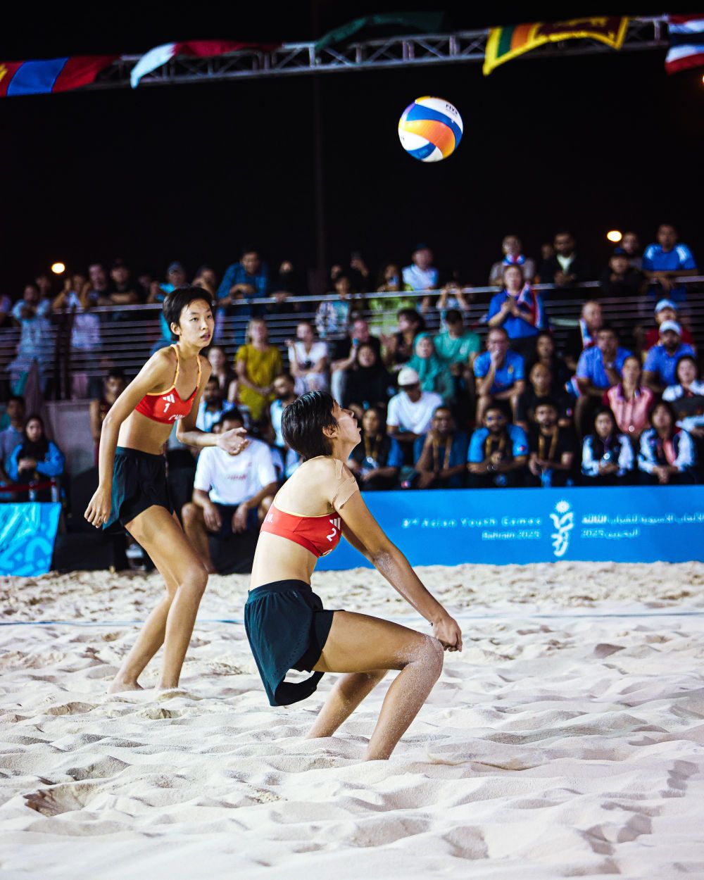 巴林亚青会：中国队沙排惊险逆转夺金 跆拳道惊喜收官