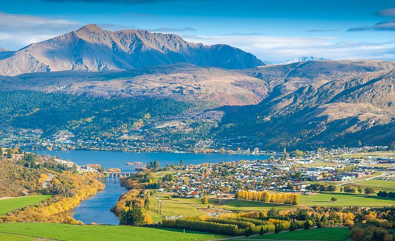 中国公民持有效澳大利亚签证今起可免签入境新西兰