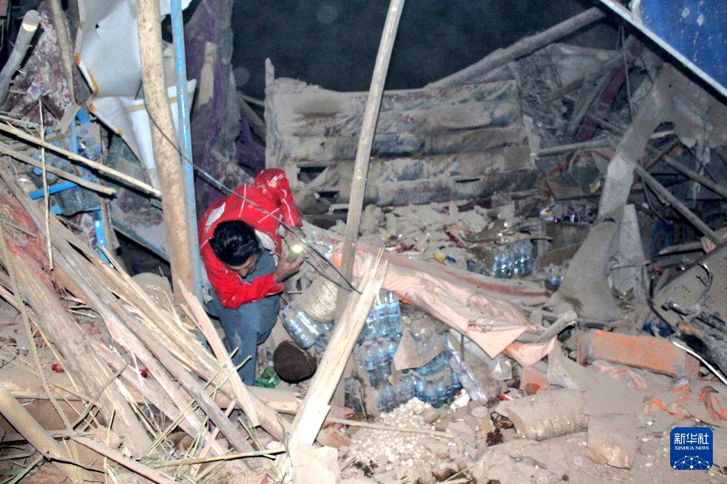 阿富汗北部地震已致8人死亡约200人受伤