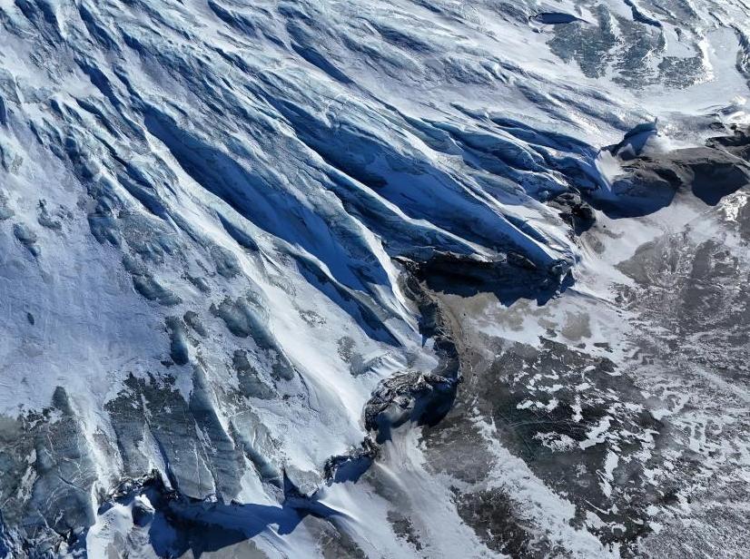 新研究：格陵兰岛面积“缩水”且缓慢向西北漂移