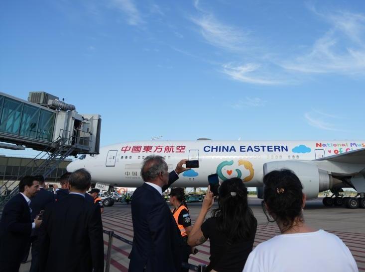 中国与阿根廷首条直航航线开通