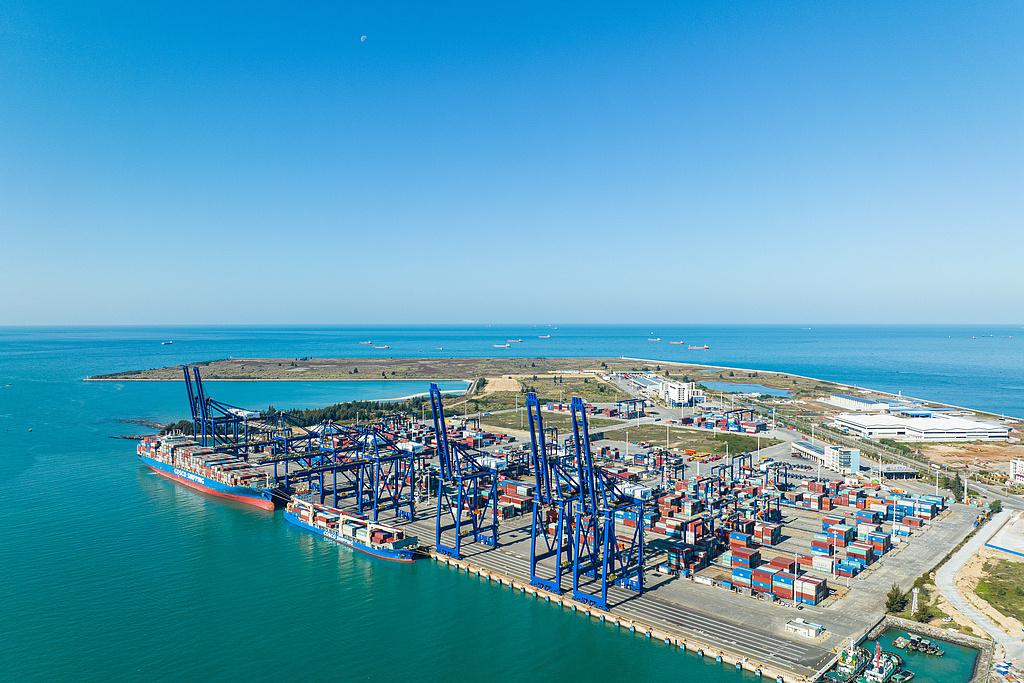 今起海南自贸港全岛封关！一组数据带你读懂封关新红利