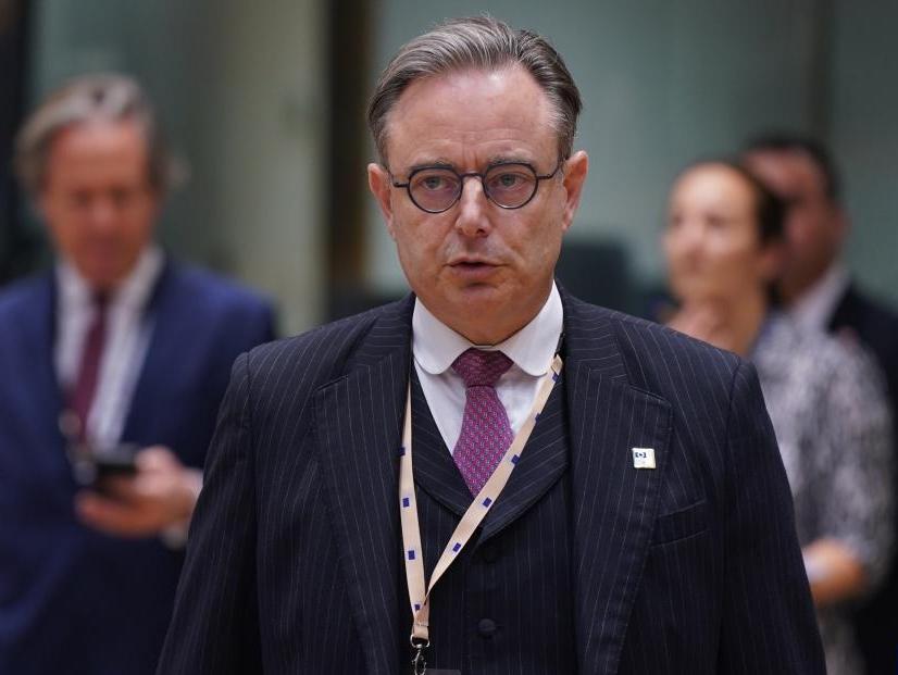 比利时首相质疑欧盟动用俄资产援乌方案