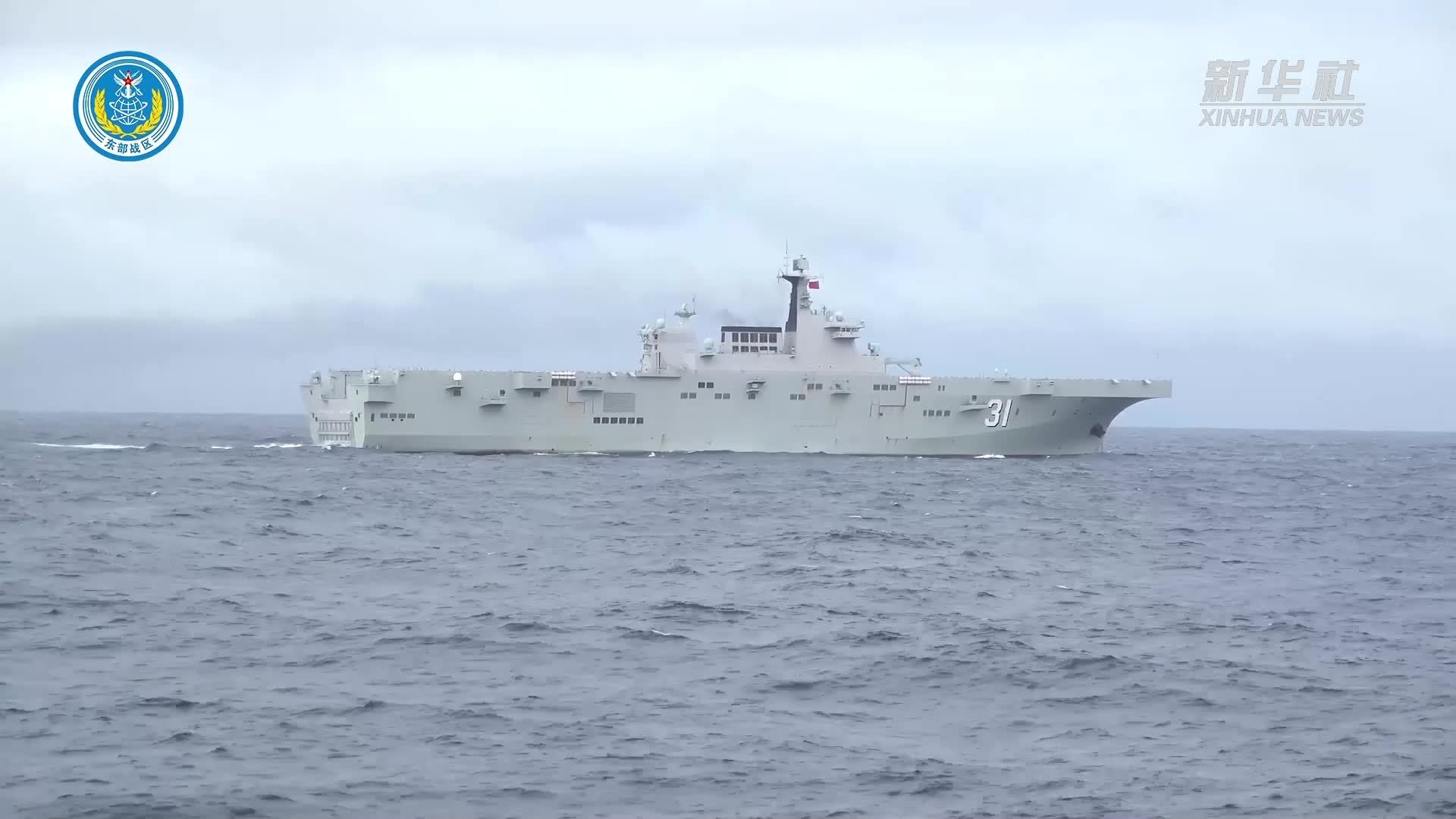 两栖攻击舰编队演练画面