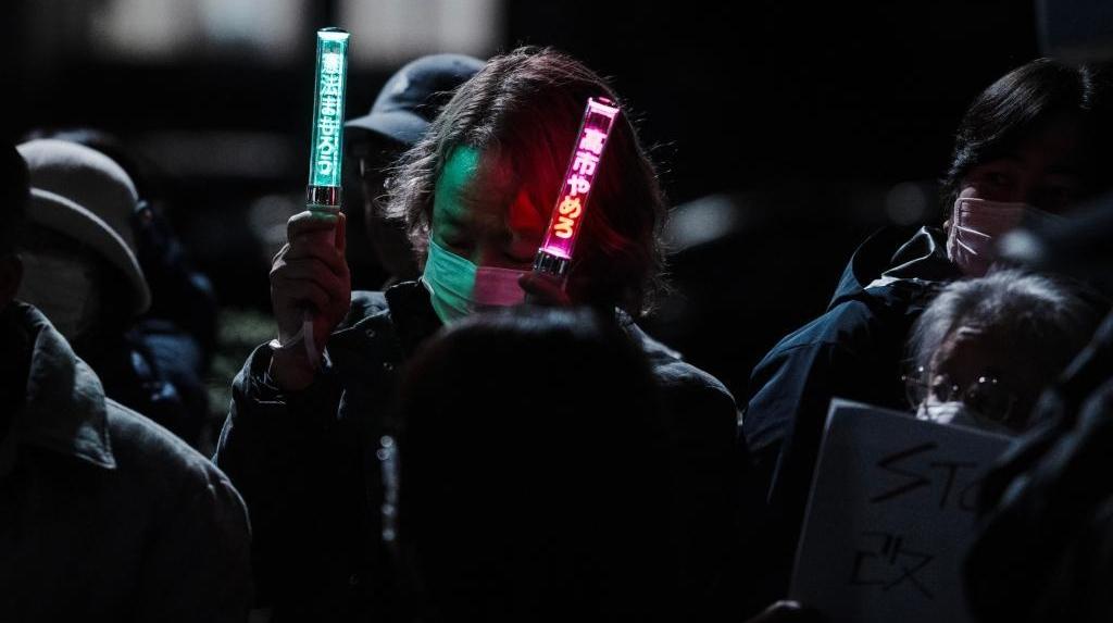 日本民众集会抗议高市早苗修宪企图