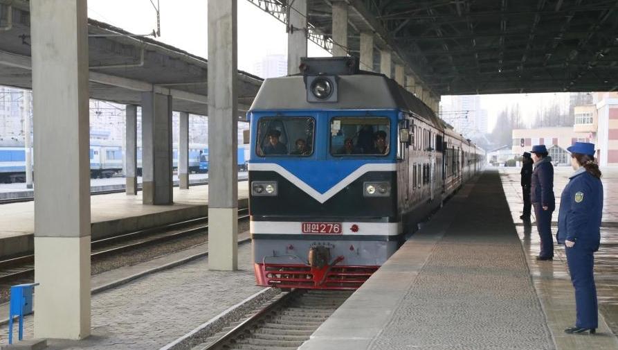 中国至朝鲜国际旅客列车抵达平壤