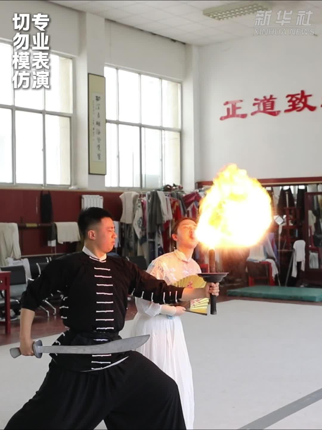 《主角》热播带火秦腔 “台下十年功”如何练成？
